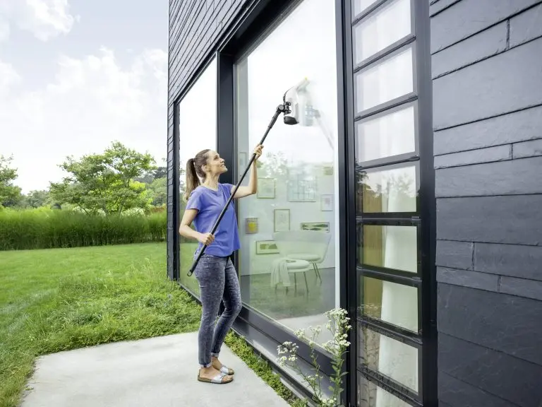 WV_6_extension_window_white_app_01_CI15-300_dpi-768x576.webp